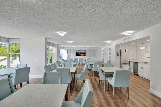 Building Photo - 5200 N Ocean Blvd