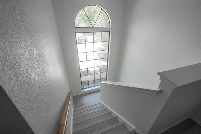 Building Photo - 5439 Pershing Ave