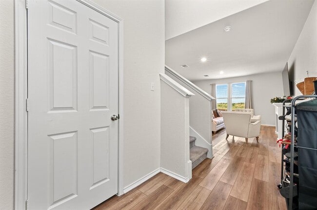 Building Photo - 632 Pepperbark Loop