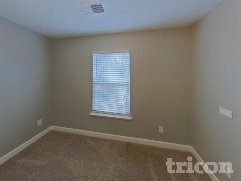 Building Photo - 4059 Tarnwood Pl