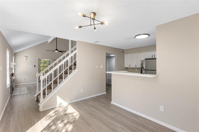 Building Photo - 2706 Bridge Lake Dr