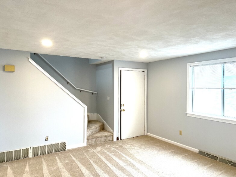 Building Photo - 45 Merrimac St