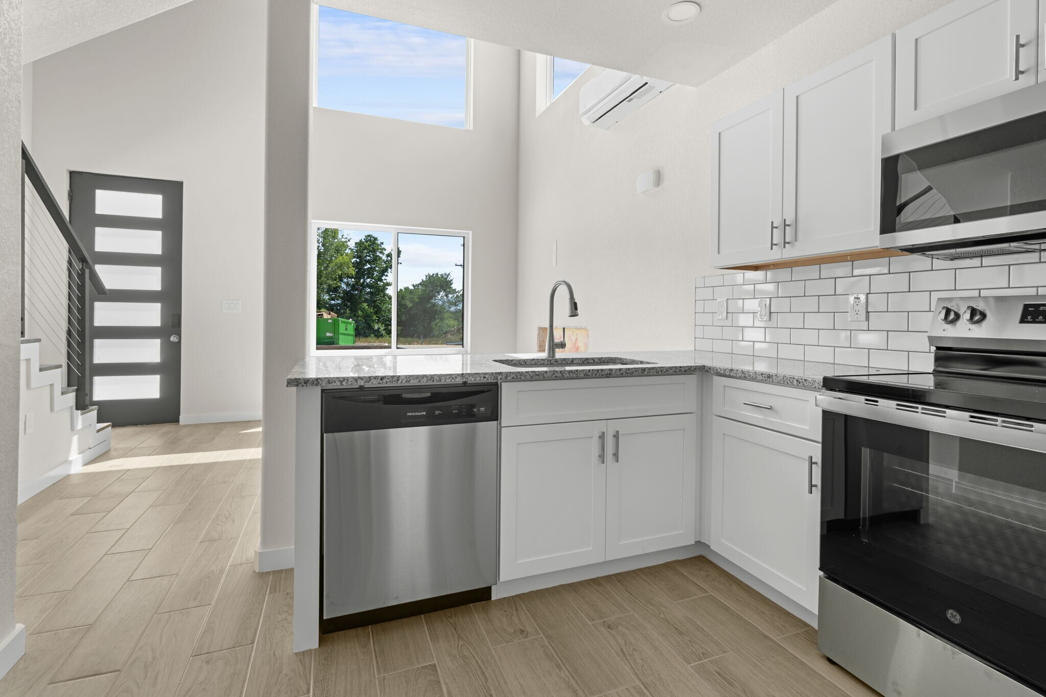 Building Photo - 802 Old Wise Rd