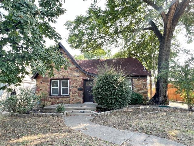 Primary Photo - 5314 Stoneleigh Ave