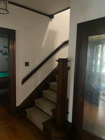 Building Photo - 301 Bingham Ave