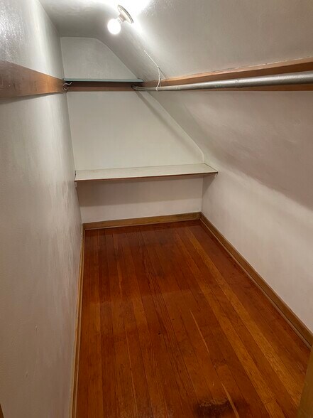 Building Photo - 3108A N Pierce St