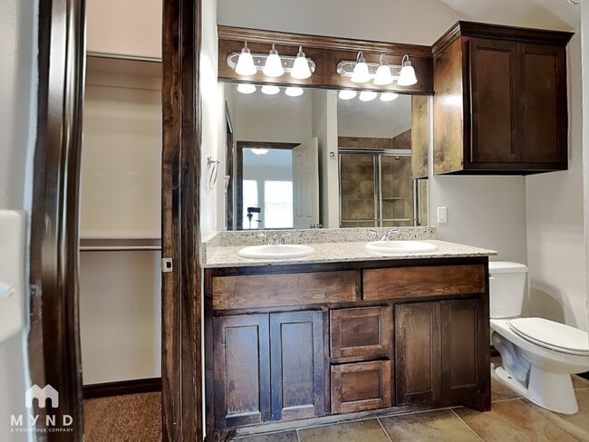 Building Photo - 1132 Merlin Dr
