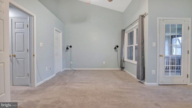 Building Photo - 2453 Cheyenne Dr
