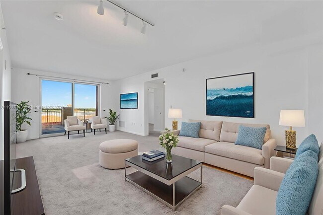 Building Photo - 7350 SW 89th St