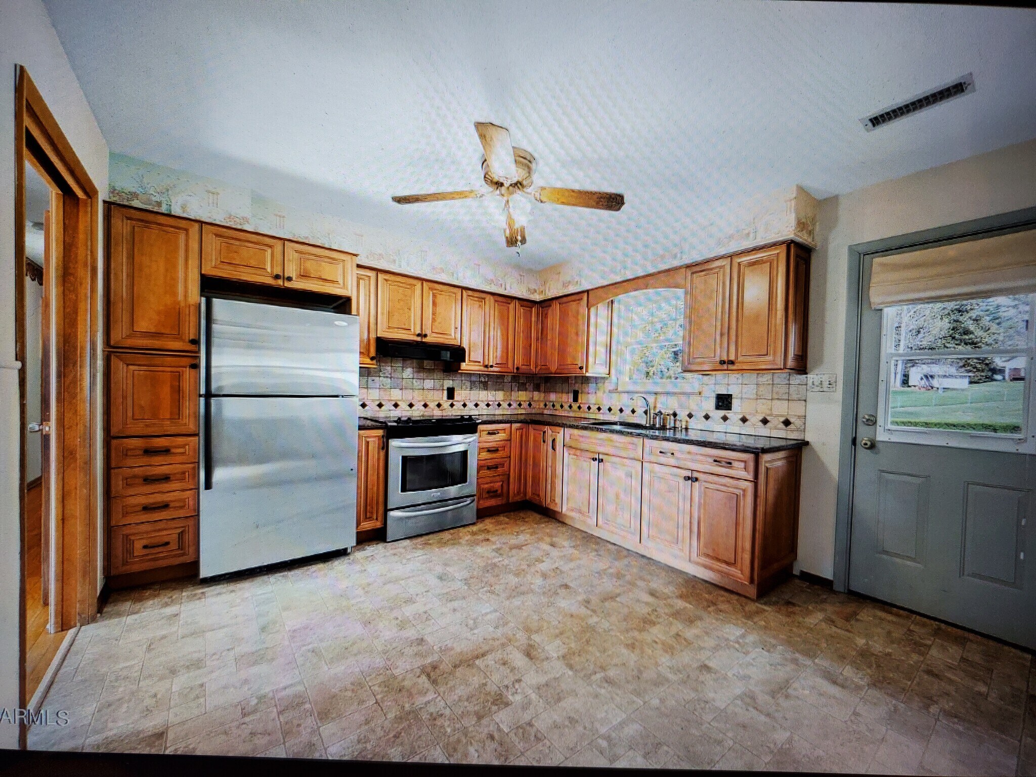 Building Photo - 616 Starlite Ln