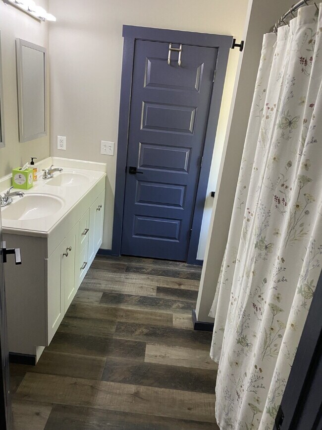 Building Photo - 2 Bed/1 Bath home - Prime location in Pickens