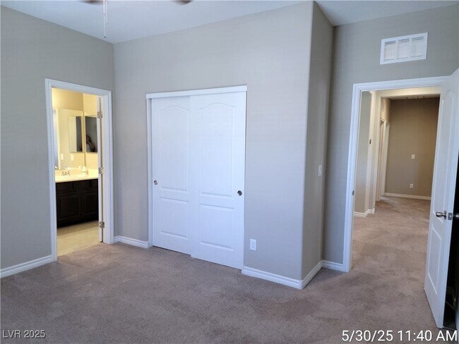 Building Photo - 12212 Loggeta Way