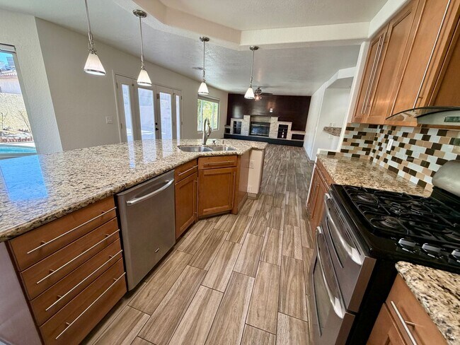 Building Photo - 1538 Roughrider Cir
