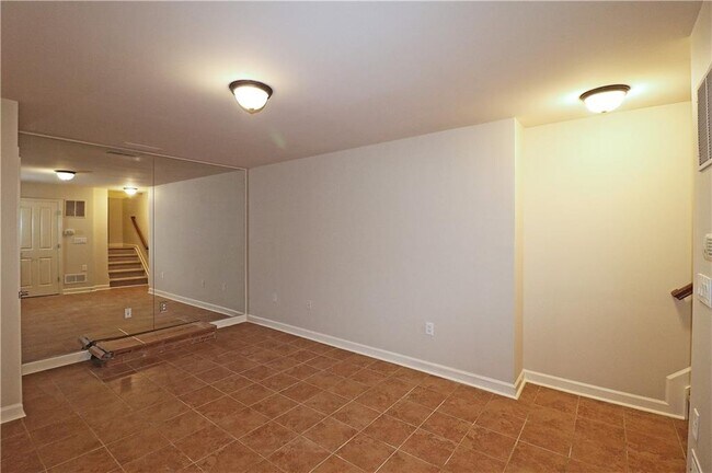 Building Photo - 1284 Ashford Creek Way NE