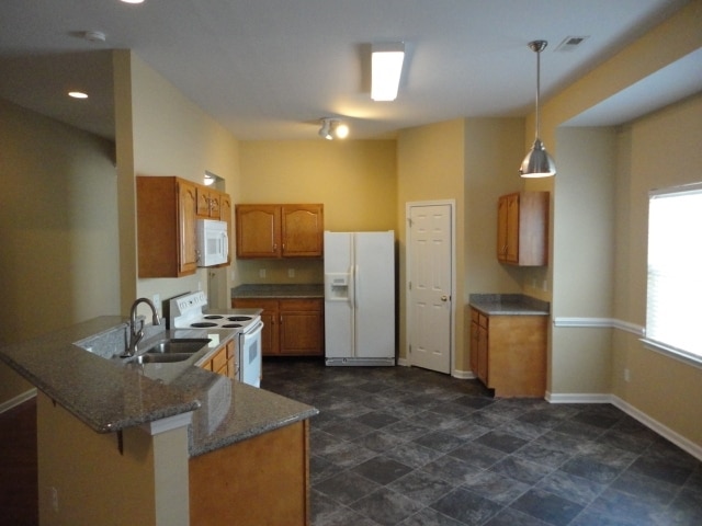 Building Photo - 10239 Stoneykirk Ln