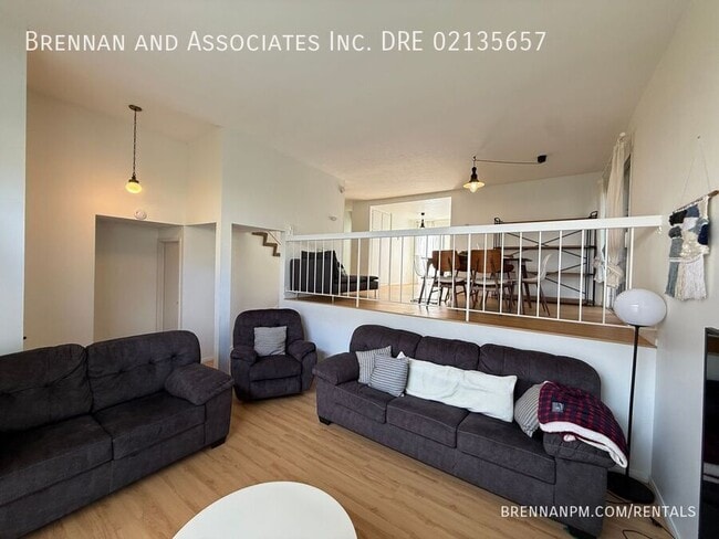 Building Photo - 7756 Nightingale Way