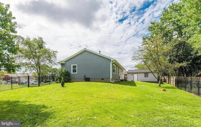 Building Photo - 10121 Cheswick Ct