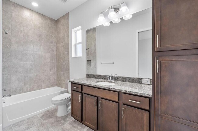 Building Photo - 14929 RedCove Pl