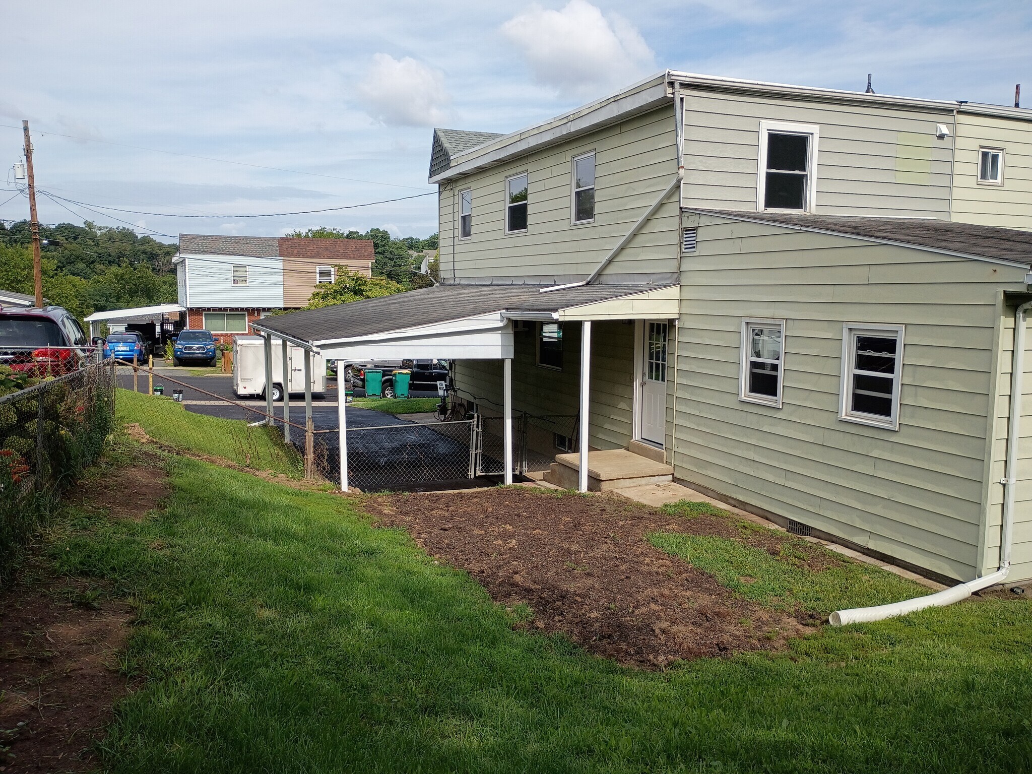 Building Photo - 12B W Glenwood Dr