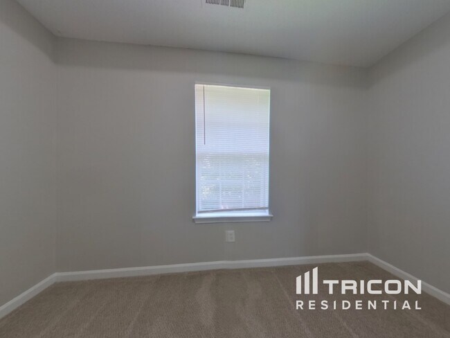 Building Photo - 2161 Eagles Nest Circle Decatur GA