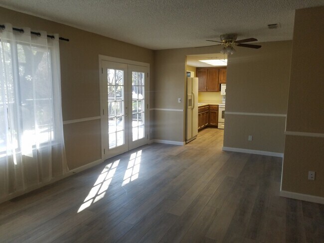 Building Photo - Very Nice 3bd 2 bath House for rent in Cameron Park