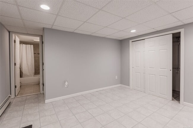 Building Photo - 648 Larkfield Rd