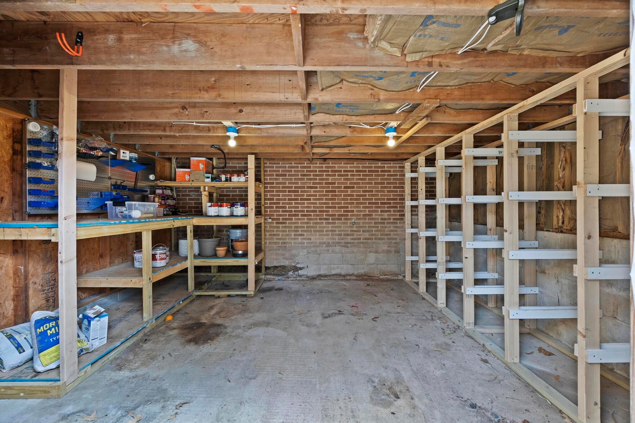 Building Photo - 8312 Savage Guilford Rd