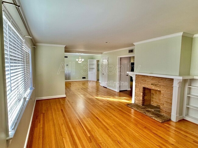 Building Photo - 2767 Biltmore Ave