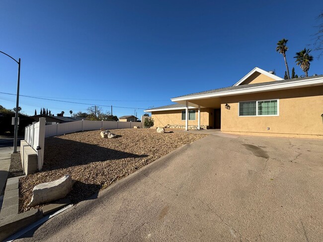 Building Photo - Beautifully Remodeled Granada Hills Pool Home