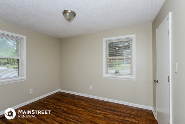 Building Photo - 2408 Marlowe Ave