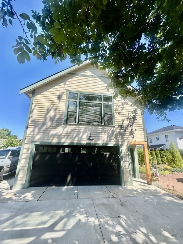 Building Photo - 326 Boblett St