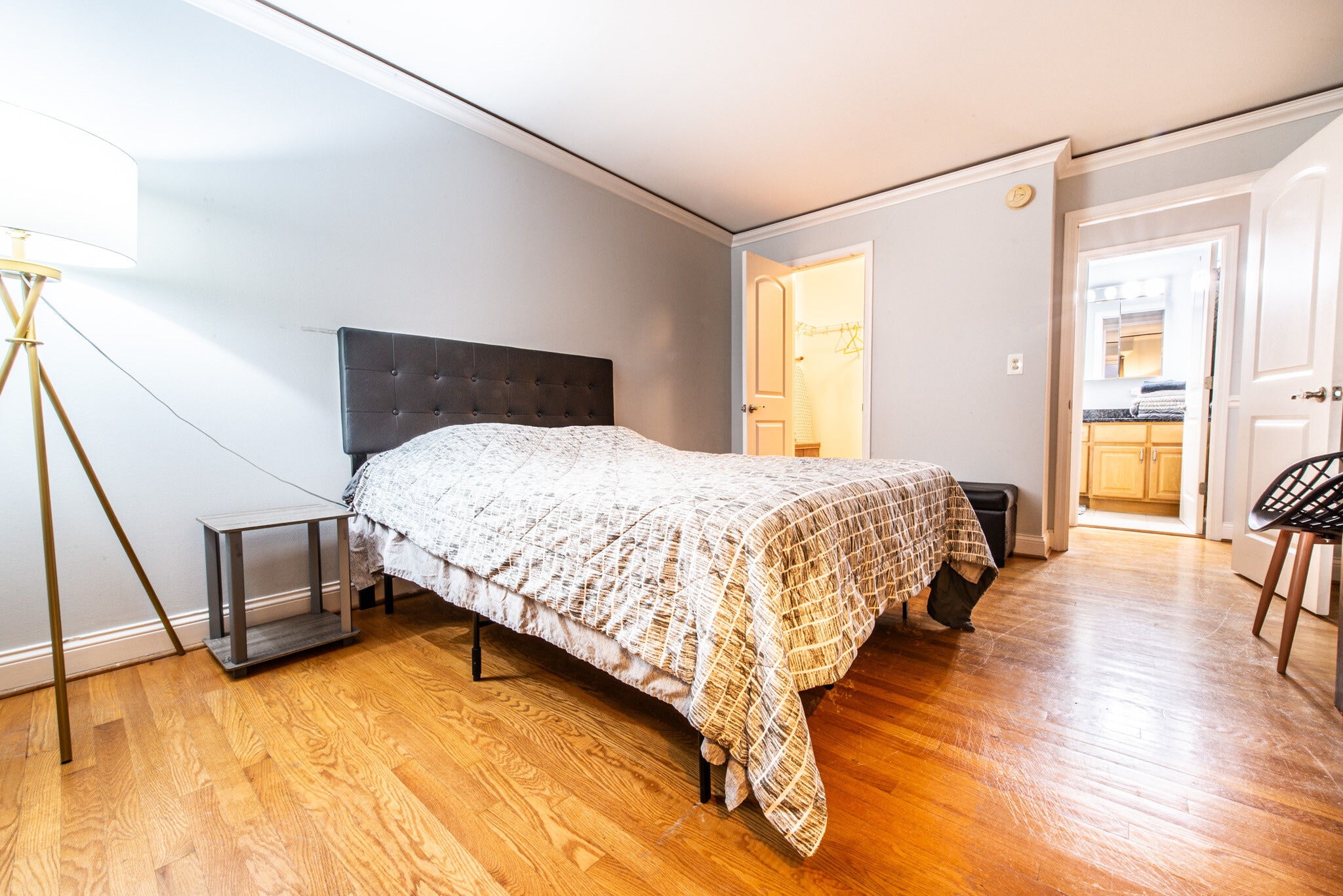 Building Photo - 5027 N East River Rd