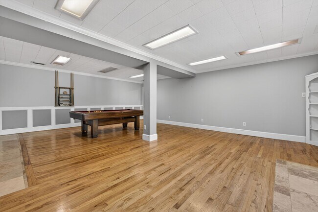 Building Photo - 23017 Timber Creek Ln