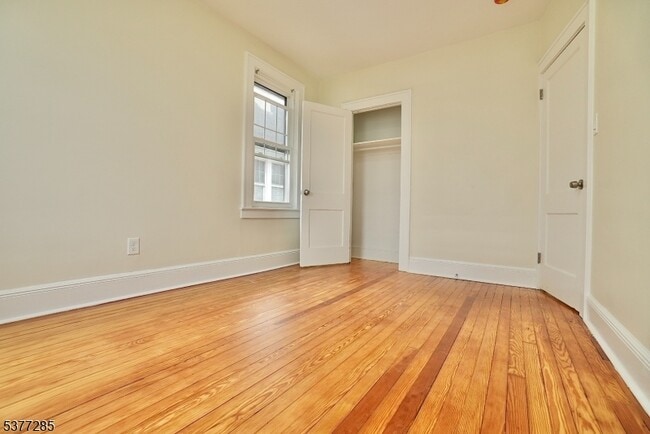 Building Photo - 24 Hornblower Ave
