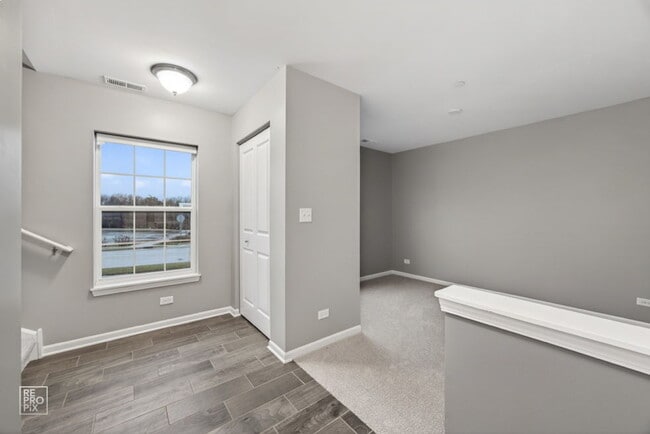 Building Photo - 23 Bethel Ln