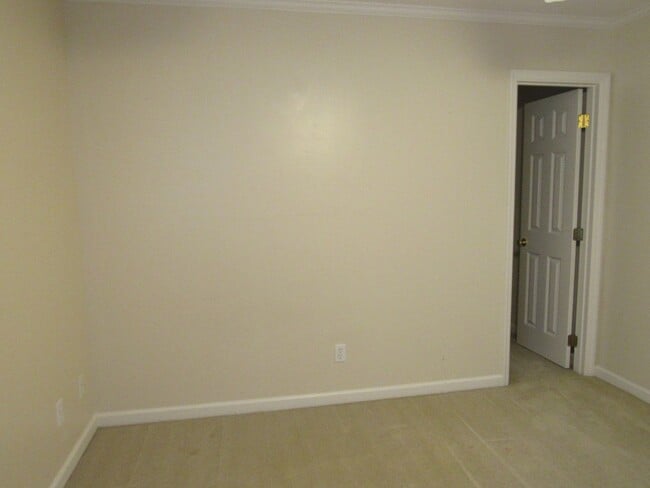 Building Photo - Foxborough Subdivision