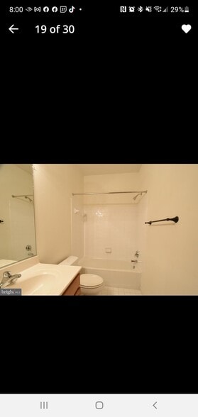 Building Photo - 720 Vestal St