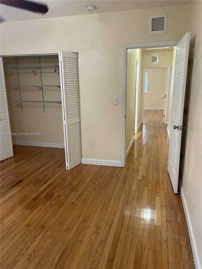 Building Photo - 535 NW 121st St