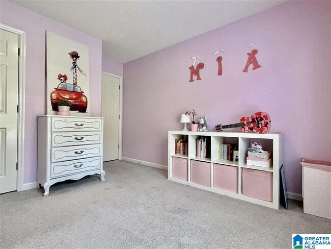 Building Photo - 151 Stratford Cir