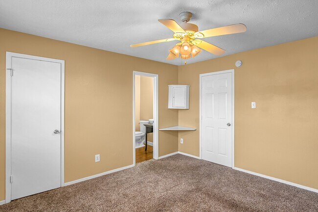 Building Photo - 4057 Young St