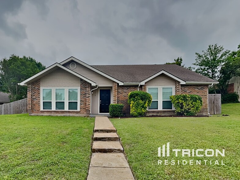 Building Photo - 1040 Twin Falls Dr