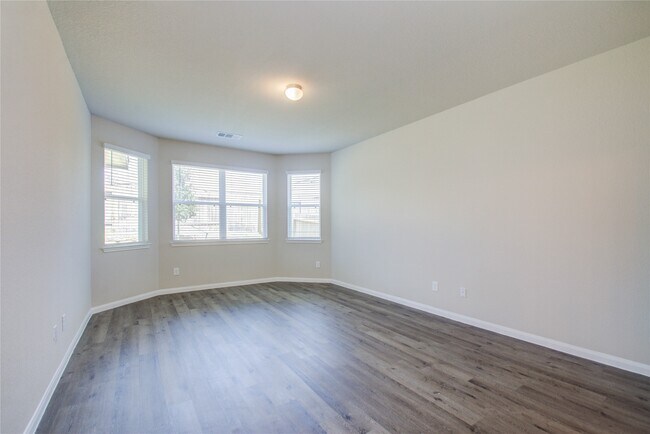 Building Photo - 3620 Cub Dr