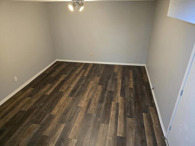 Building Photo - 7711 NW 79th Pl
