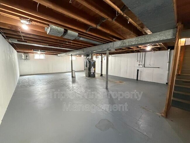 Building Photo - 24 Barto Dr