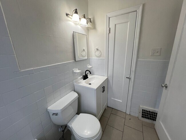 Building Photo - 10225 St Katherine Ln