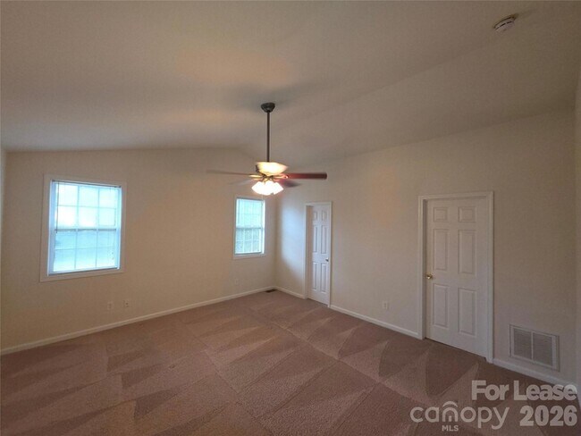 Building Photo - 356 Melbourne Ct