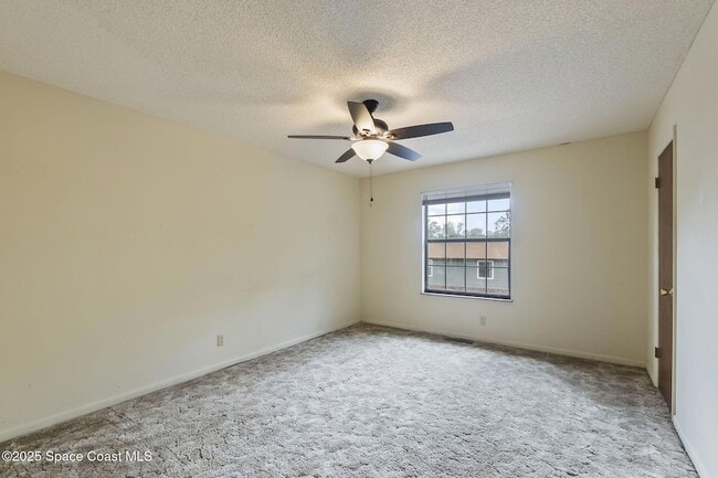 Building Photo - 4440 Dorothy Dr