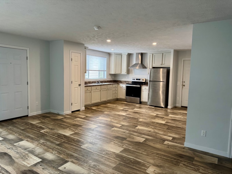 Building Photo - 79 Old State Rd S