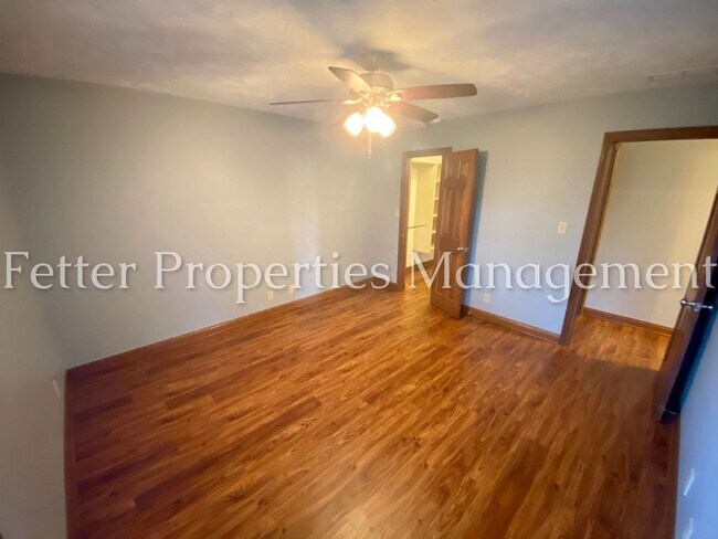 Building Photo - Beautiful 3 Bedroom Northside Home!