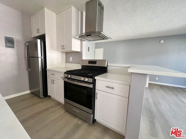 Building Photo - 1426 Orange Grove Ave